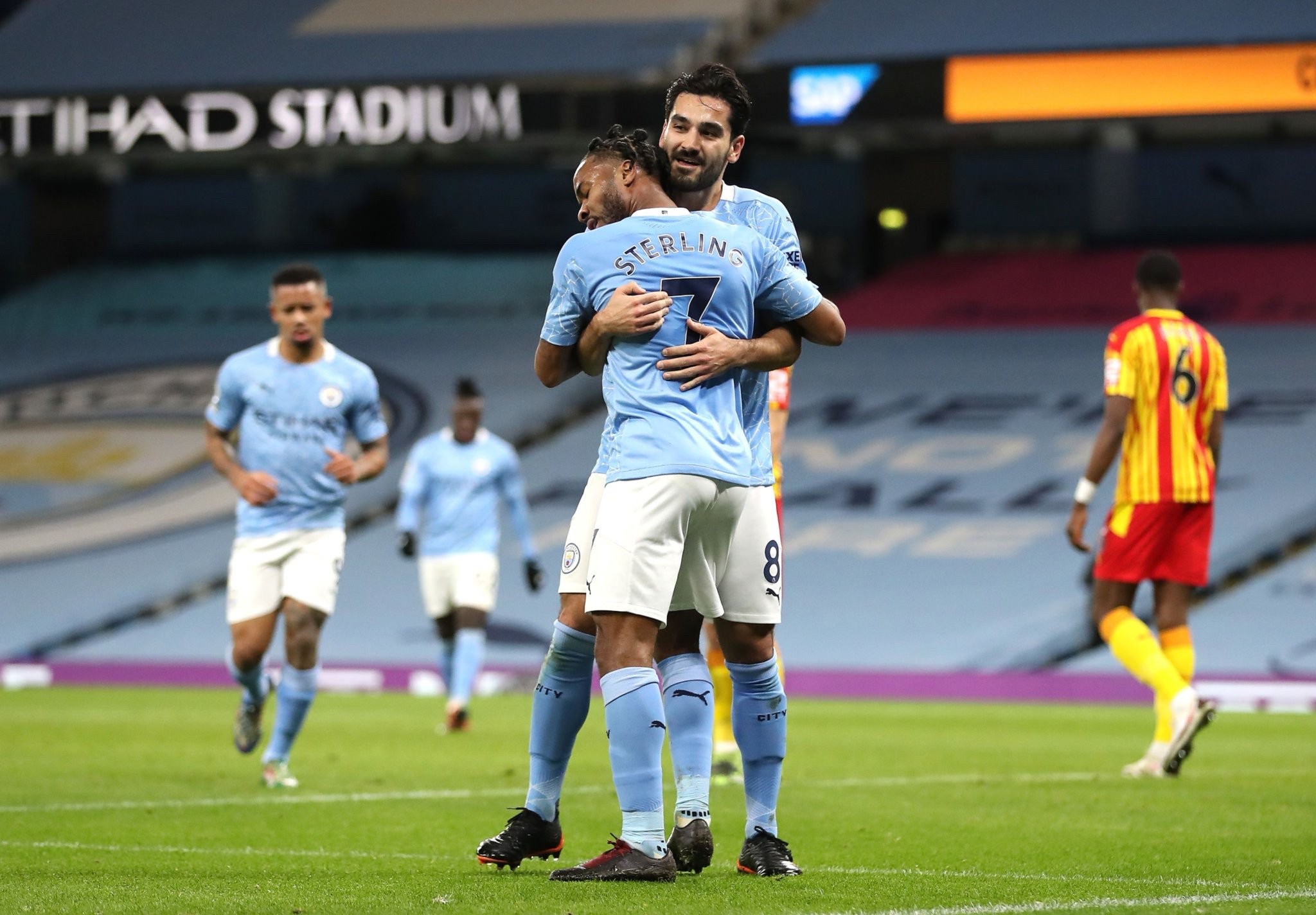 终夺冠的对 终夺冠的对